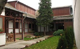 Hotel Fama